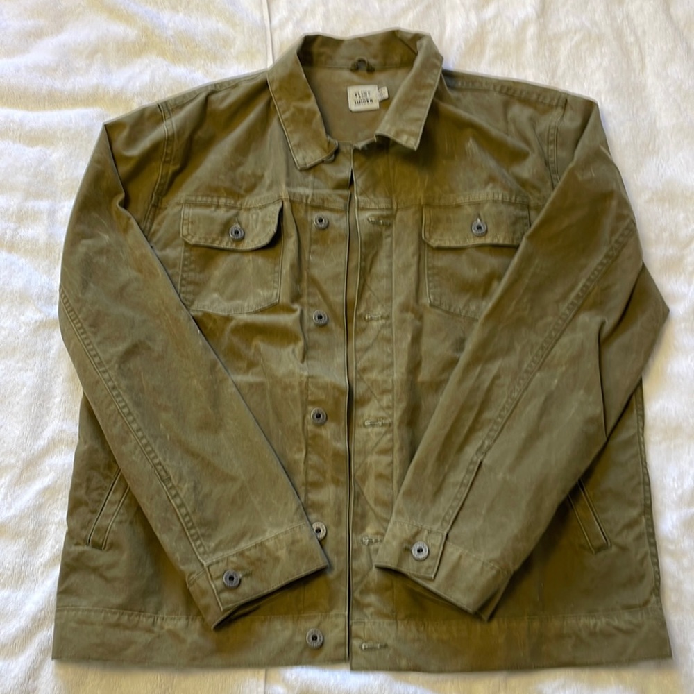 FLINT AND TINDER
Unlined Waxed Trucker Jacket